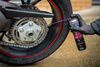 Muc-Off 637 - Smar do łańcucha na zmienne warunki pogodowe, baza ceramiczna - 400ml - All-Weather Chain Lube