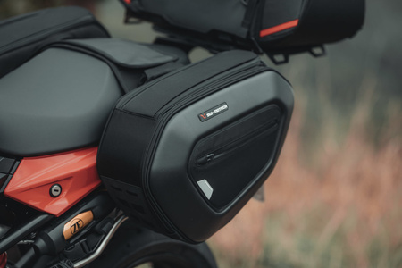 ZESTAW SAKW PRO BLAZE H I STELAŻY SW-MOTECH YAMAHA MT-09 (16-20) BLACK
