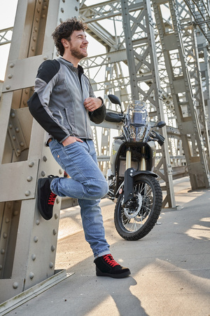 DEVON MEN BLK 36L