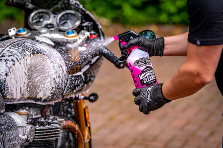 664-CTJ - Biodegradowalny płyn do mycia motocykla z nanotechnologią z atomizerem - 1l - Nano Tech Motorcycle Cleaner