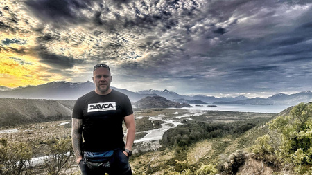 DAVCA T-shirt Grey logo