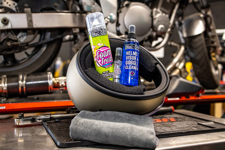 Muc-Off 20803 - Zestaw do czyszczenia i zabezpieczenia kasku - Helmet Care Kit