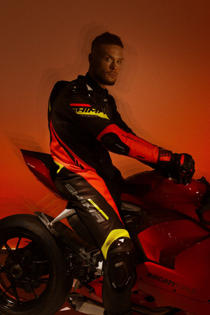 HYPER-RS MEN BLK/RD 48