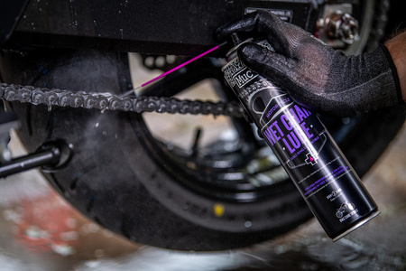 Muc-Off 611 - Smar do łańcucha odporny na wodę - 400ml - Wet Chain Lube