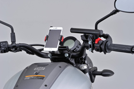 Daytona Uniwersalna poprzeczka w kolorze czarnym, z możliwością zamontowania w wieżyczkach/obejmach kierownicy 92748